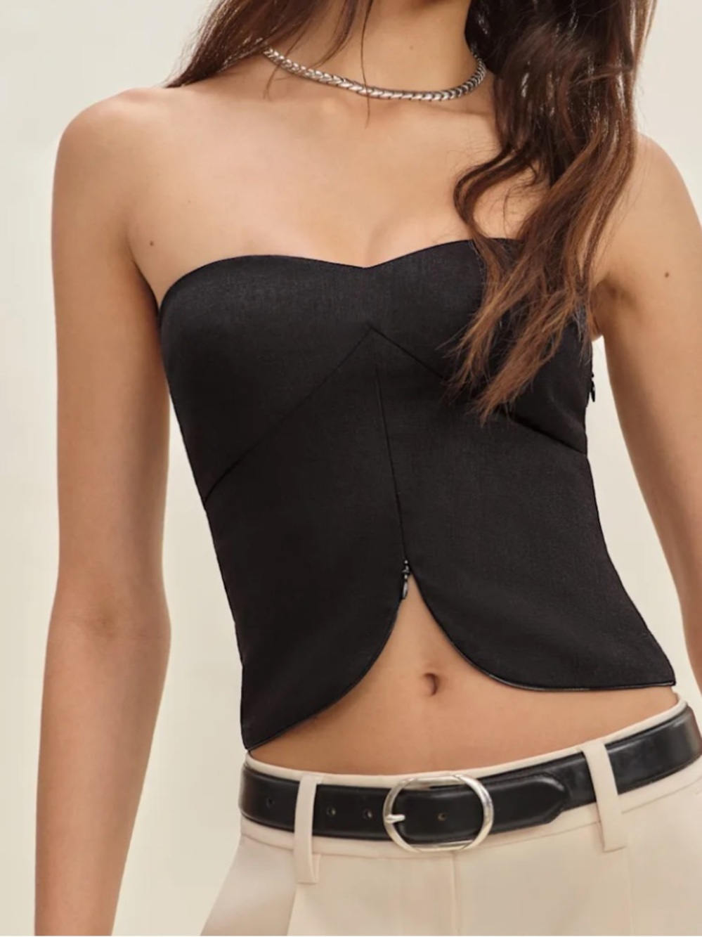 REFORMATION
MAISE STRAPLESS SMOCKED LINEN TOP